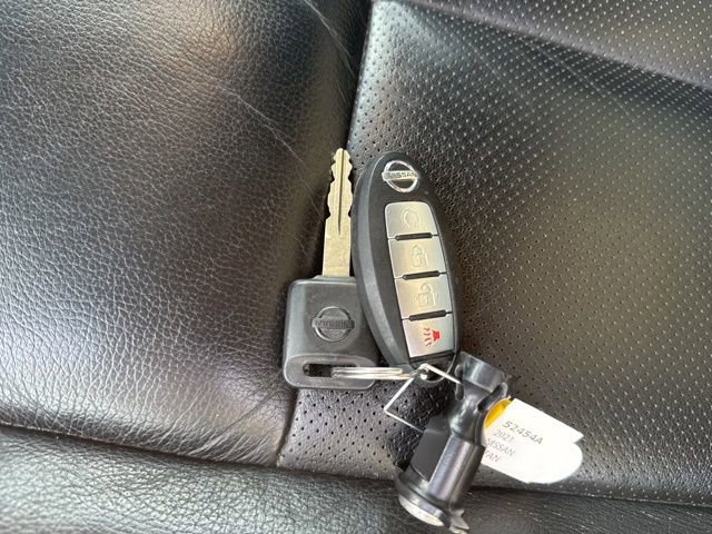 Used 2021 Nissan Titan PRO-4X w/ Pro-4x Convenience Package image 25