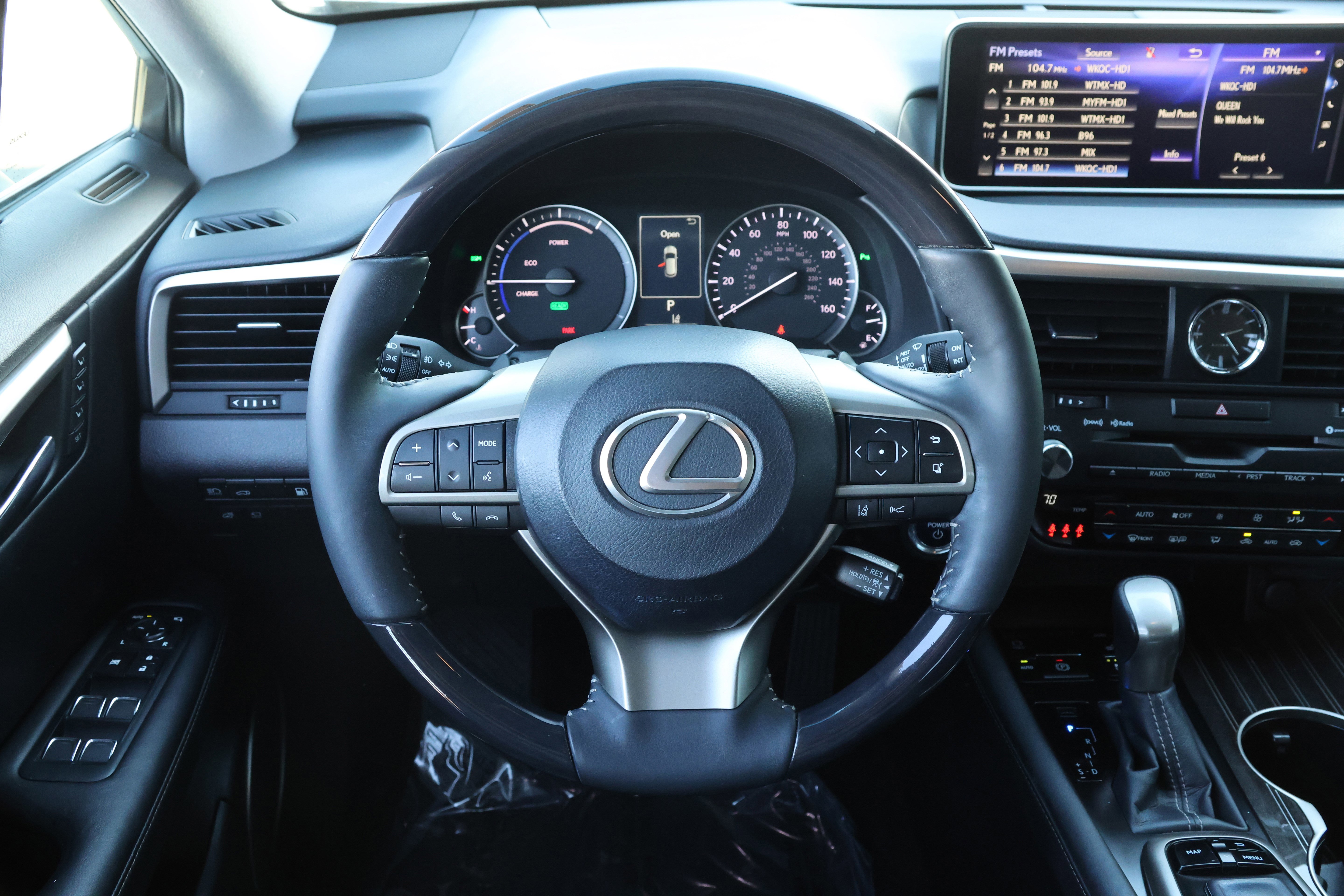 Used 2017 Lexus RX 450h AWD image 17