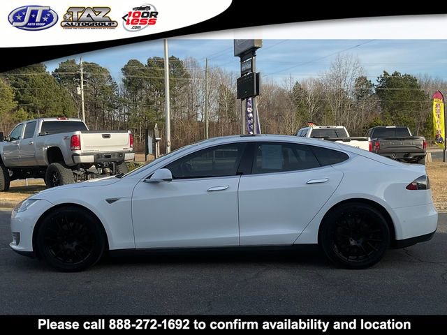 Used 2015 Tesla Model S 70 image 4