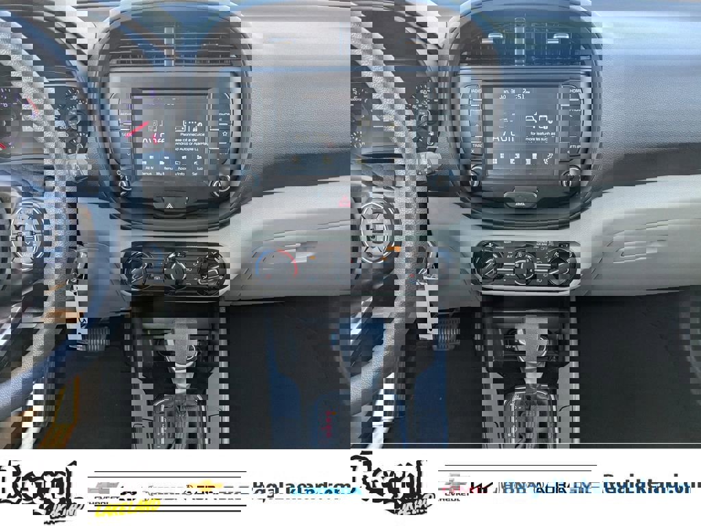 Used 2020 Kia Soul LX image 12