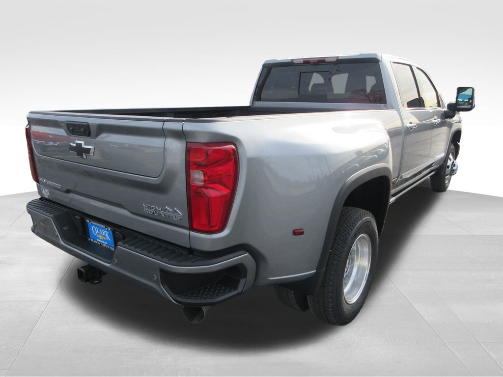 New 2026 Chevrolet Silverado 3500 High Country w/ High Country Premium Package image 6