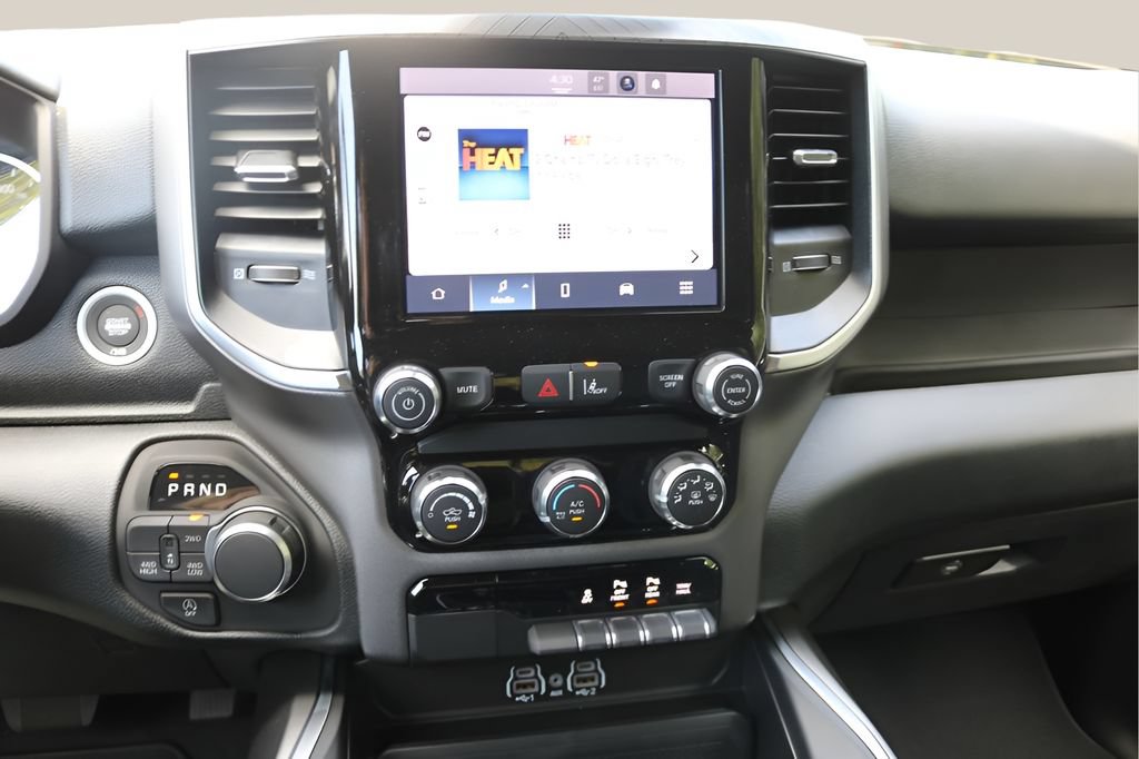 New 2026 RAM 1500 Express AWD/4WD image 21