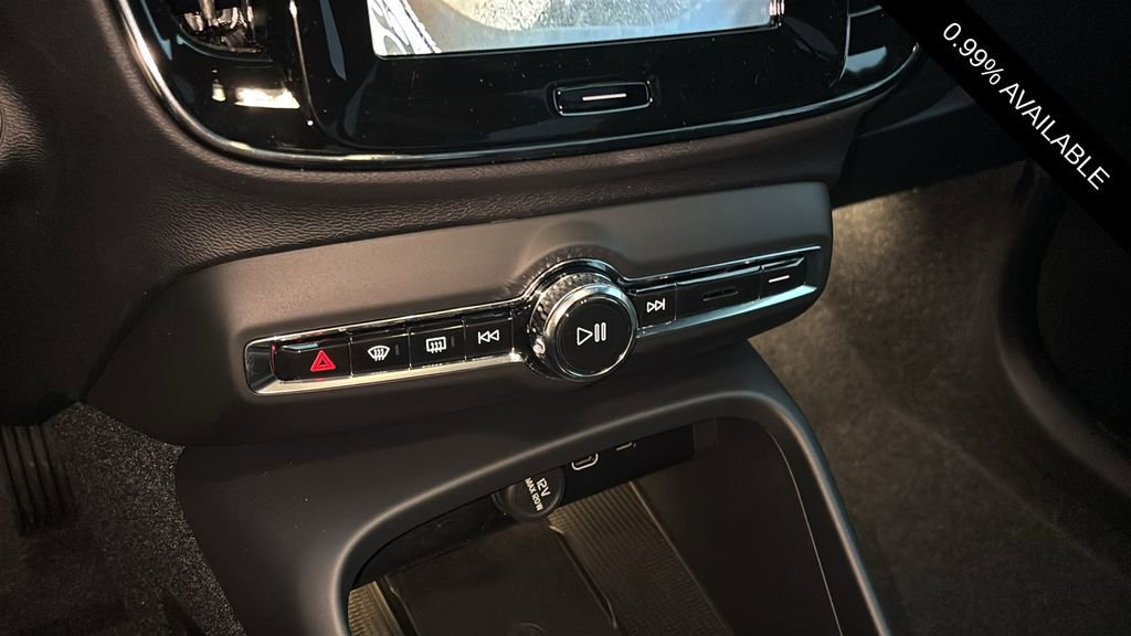 New 2026 Volvo XC40 B5 Ultra w/ Climate Package image 20