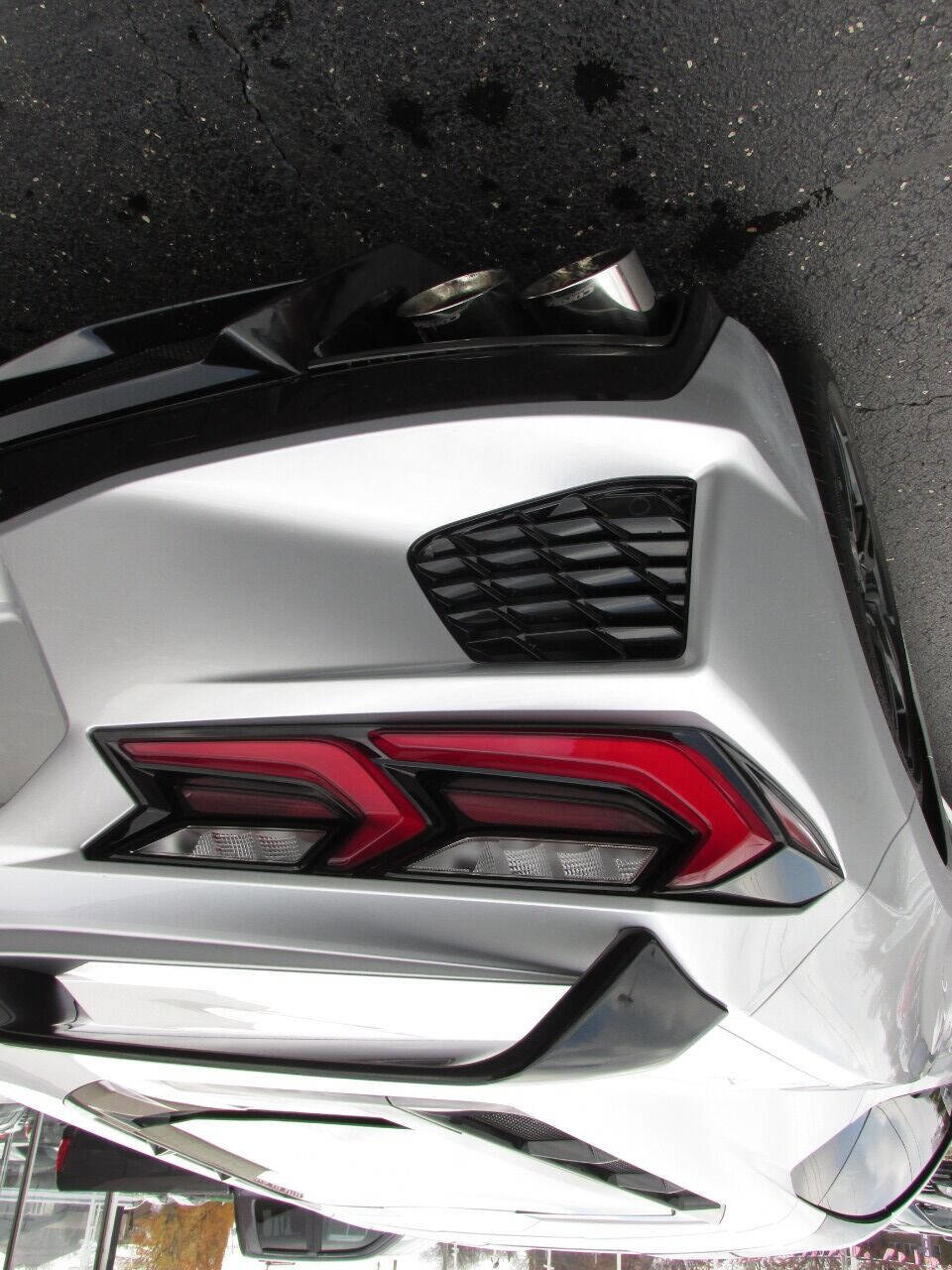 Used 2020 Chevrolet Corvette Stingray Coupe w/ Z51 Performance Package RWD image 48