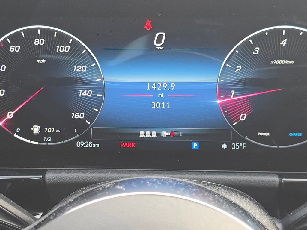 Certified 2025 Mercedes-Benz GLA 250 4MATIC image 27