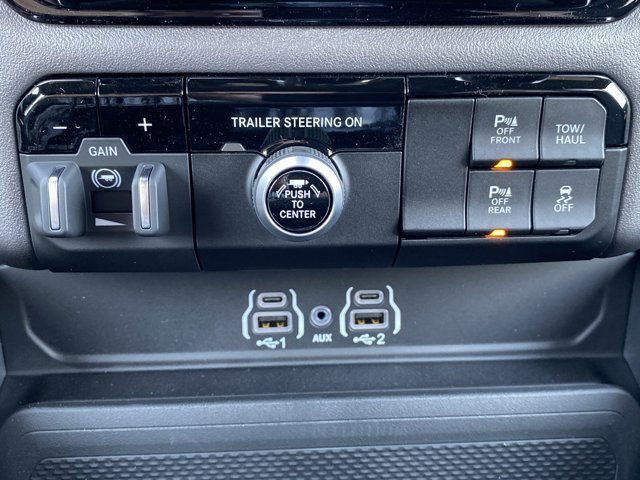 New 2026 RAM 1500 4x4 Crew Cab image 16