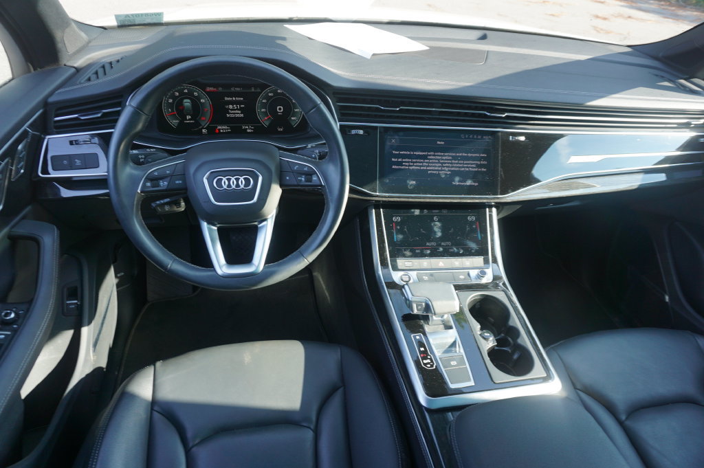 Used 2025 Audi Q7 3.0T Premium Plus AWD/4WD image 6