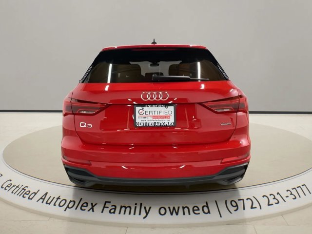 Used 2023 Audi Q3 2.0T Premium w/ Convenience Package AWD/4WD image 4