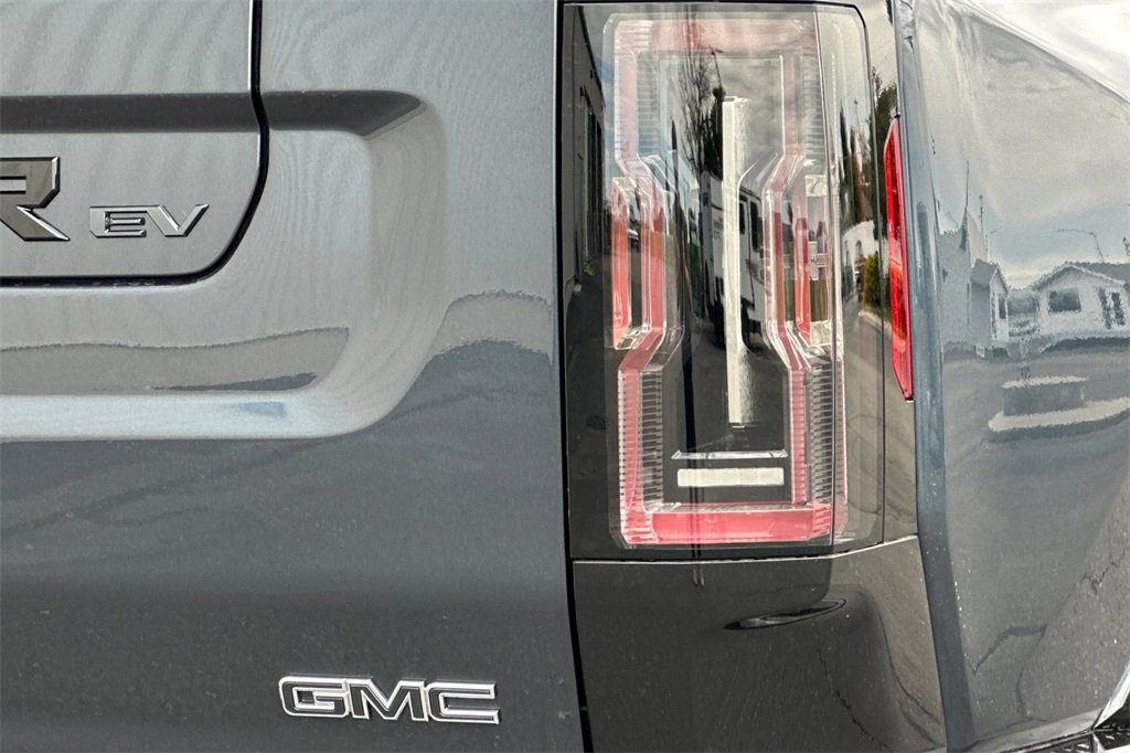 New 2025 GMC Hummer EV 3X w/ Battery Pack, 24 Module Pack image 7