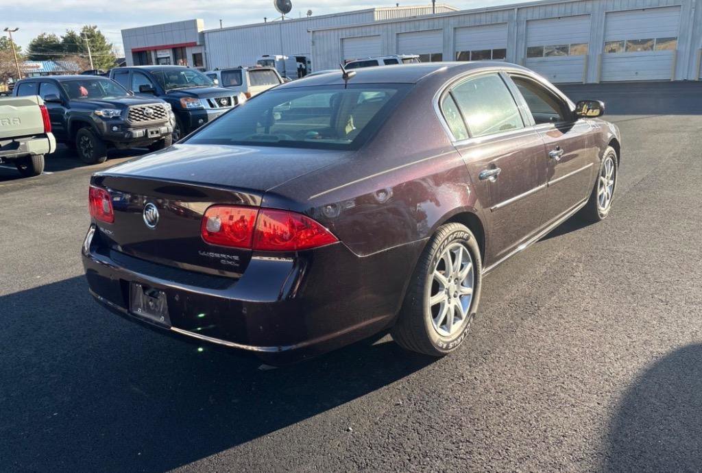 Used 2008 Buick Lucerne CXL w/ Driver Confidence Package FWD image 5