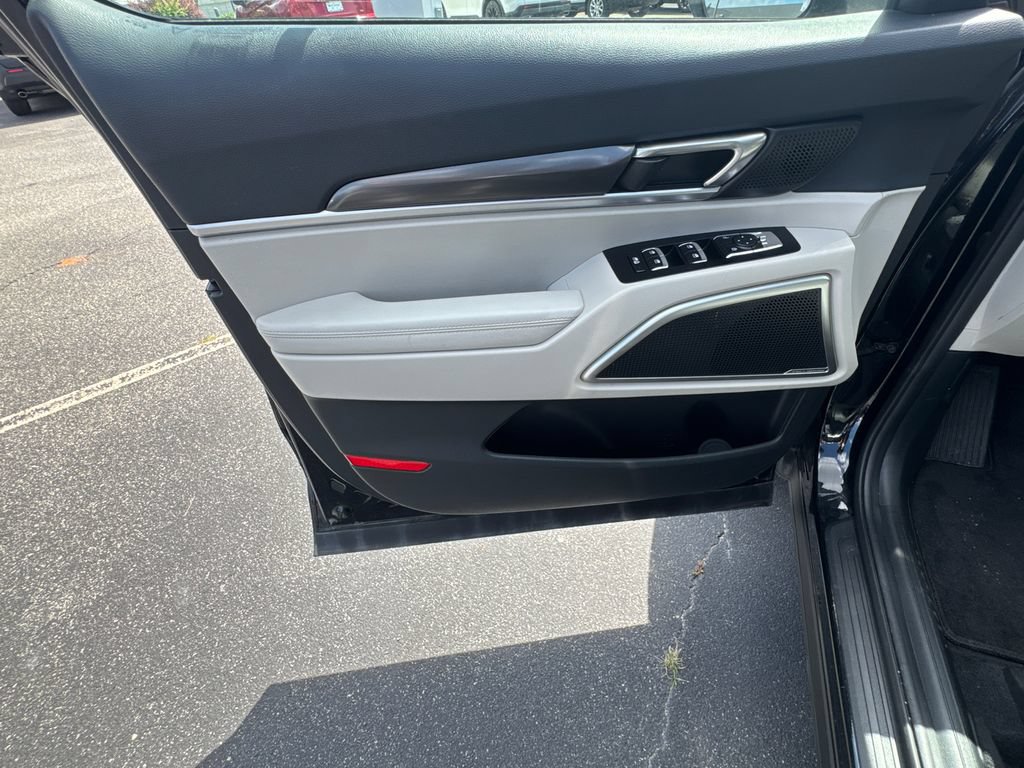 Used 2024 Kia Telluride S w/ S Sunroof Package FWD image 10