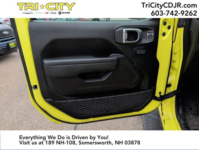 Used 2024 Jeep Wrangler Willys 4xe image 17