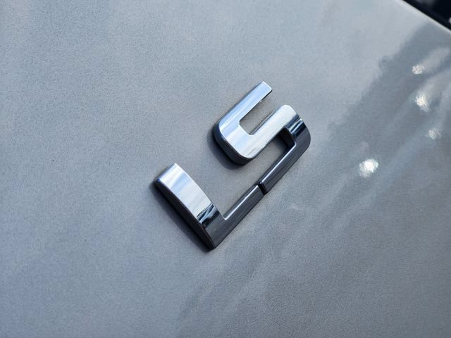 Used 2009 Chevrolet Suburban LS RWD image 12