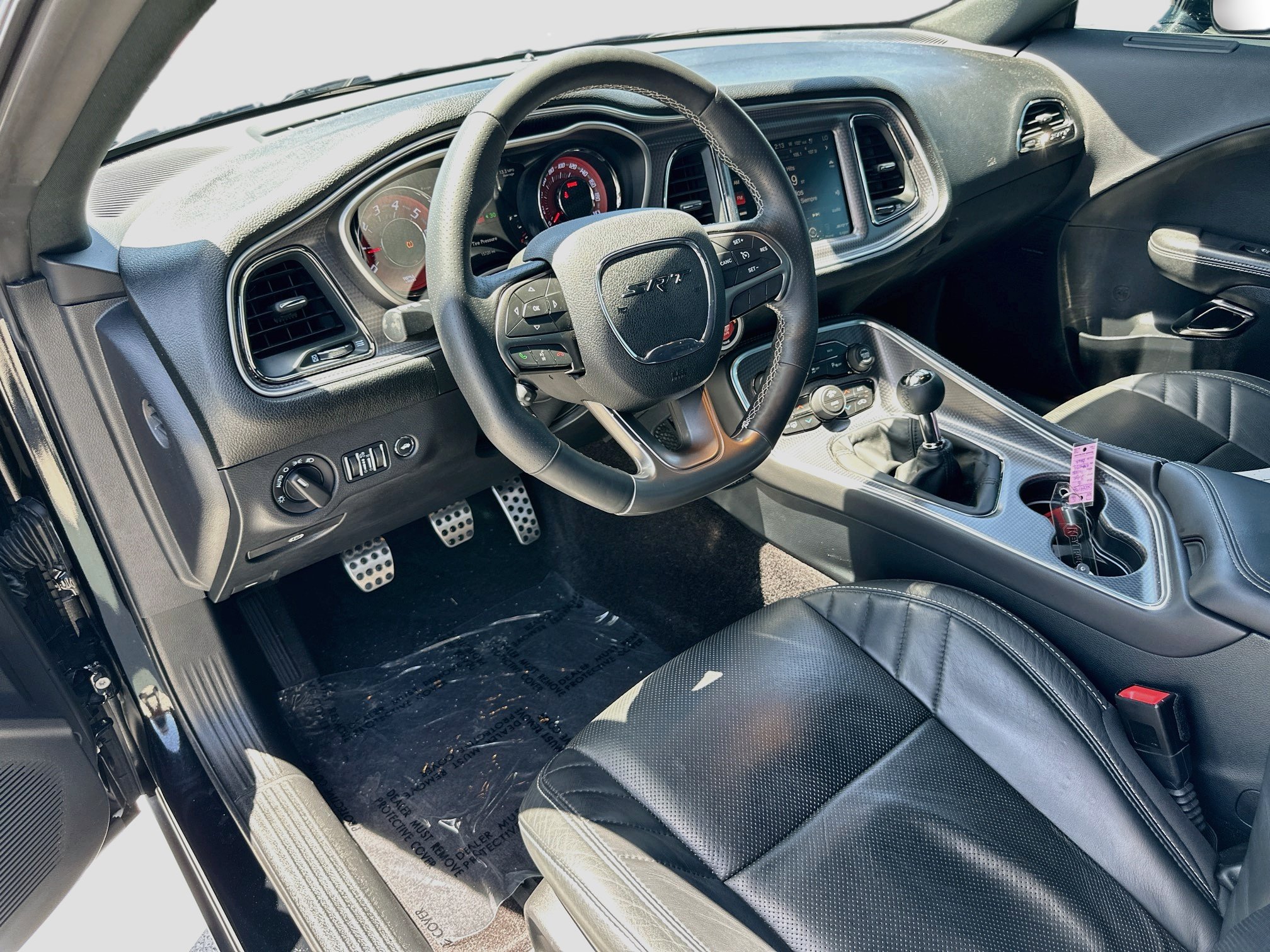 Used 2015 Dodge Challenger SRT Hellcat RWD image 9