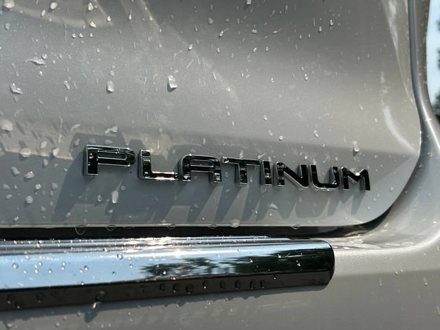 Certified 2025 Toyota Highlander Platinum AWD/4WD image 15