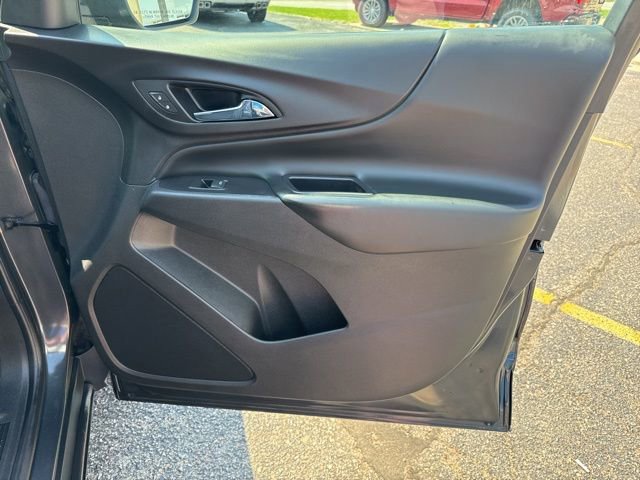Used 2020 Chevrolet Equinox LT image 16