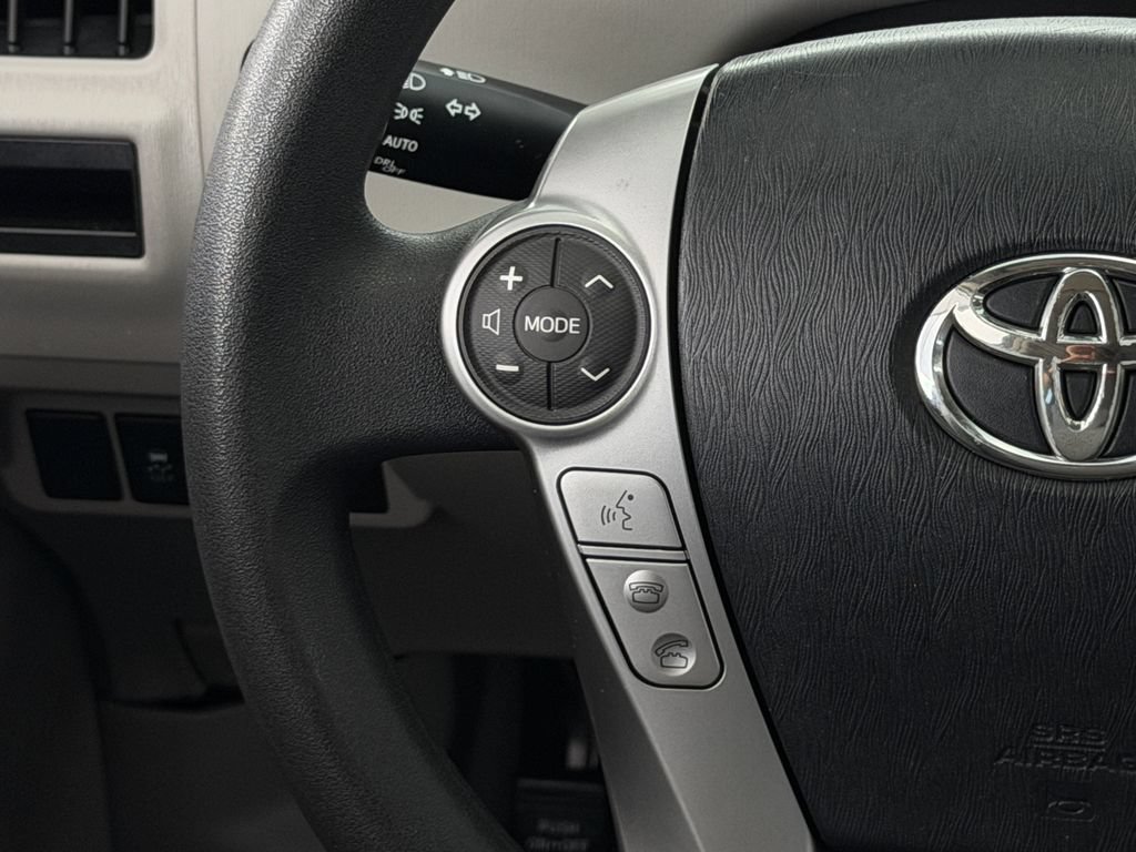 Used 2017 Toyota Prius V Three FWD image 15