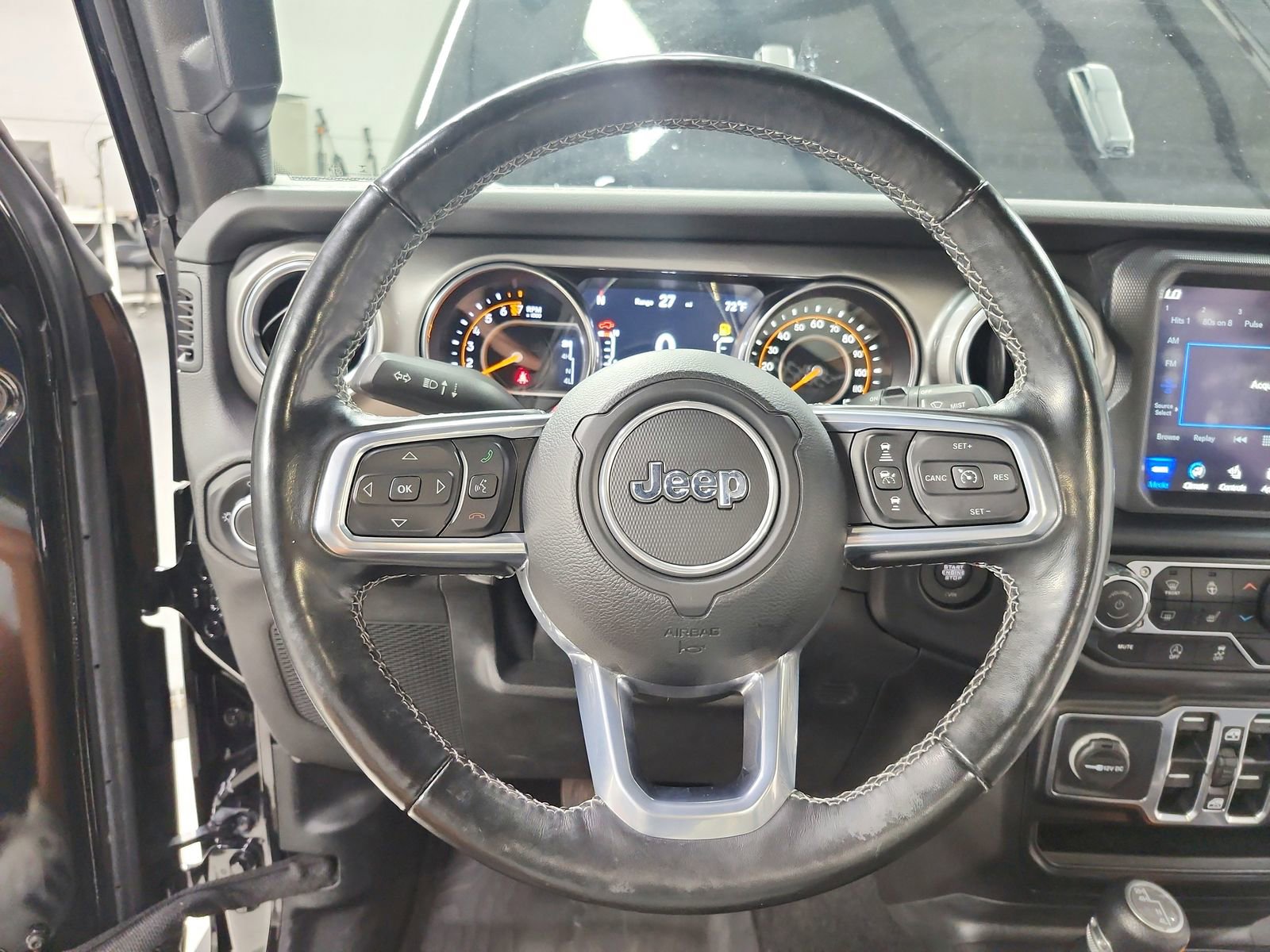 Used 2021 Jeep Wrangler Unlimited Sahara AWD/4WD image 21