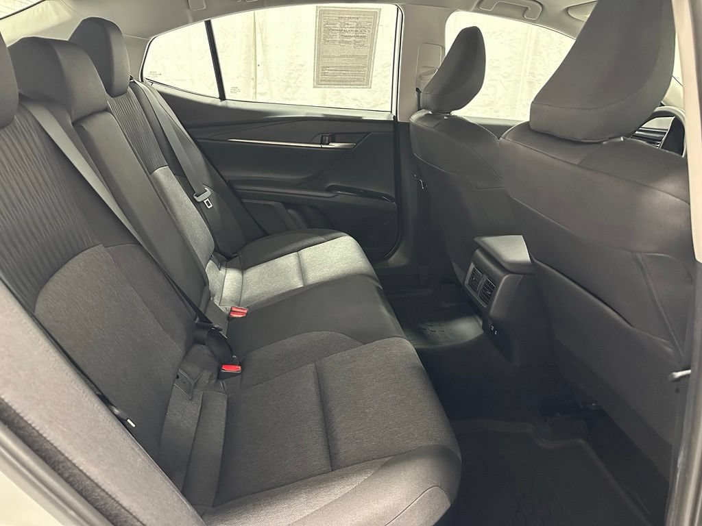 Used 2026 Toyota Camry LE FWD image 54