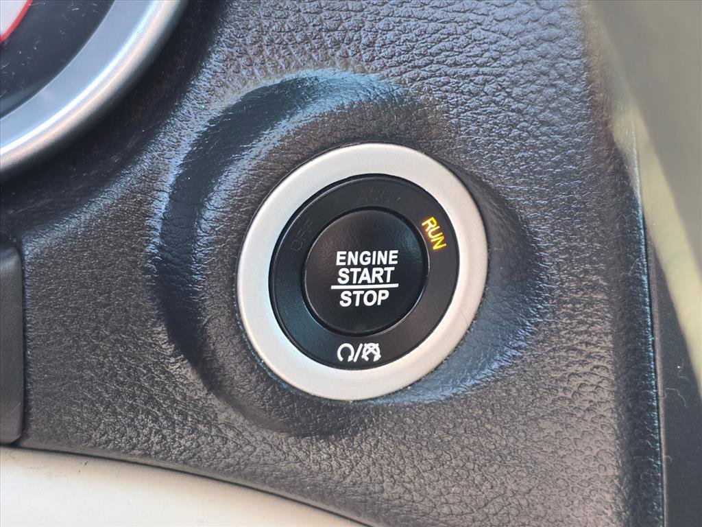 Used 2019 Dodge Journey SE FWD image 22