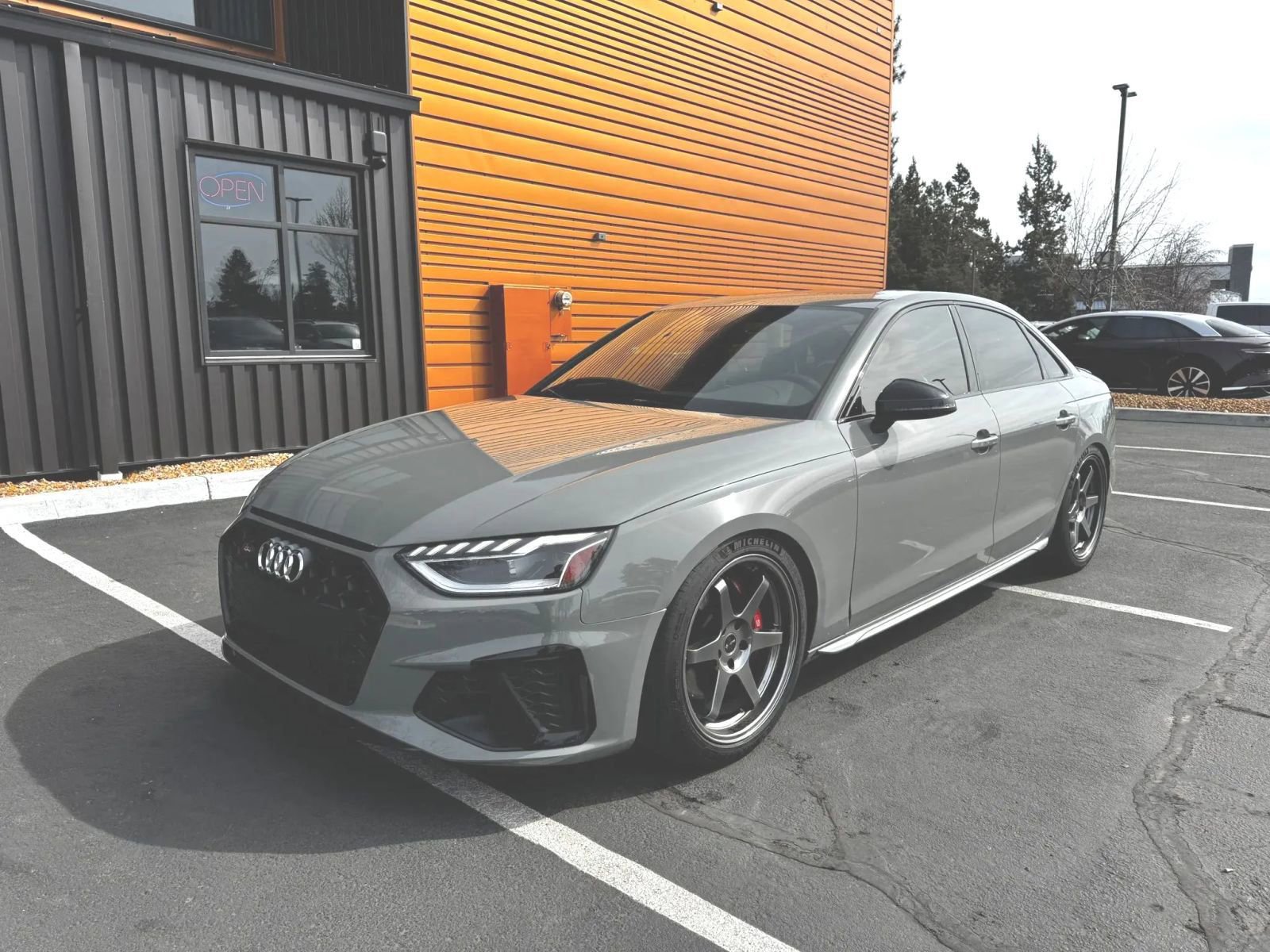 Used 2020 Audi S4 Premium Plus w/ Premium Plus Package AWD/4WD image 1