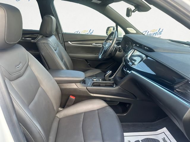 Used 2024 Cadillac XT6 Sport w/ Technology Package image 13