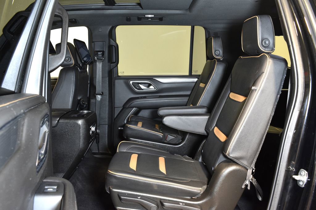 Used 2021 GMC Yukon XL AT4 w/ AT4 Premium Plus Package image 28