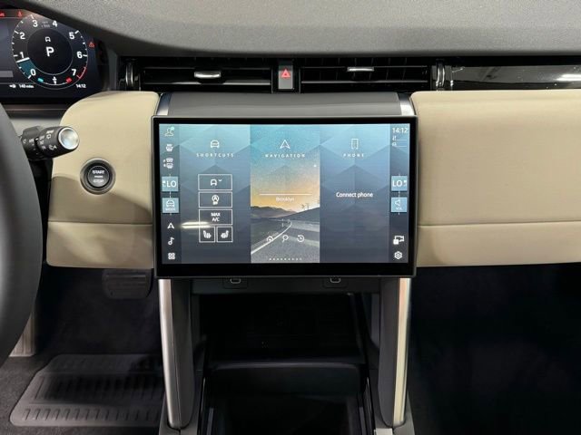 New 2024 Land Rover Discovery Sport S image 17