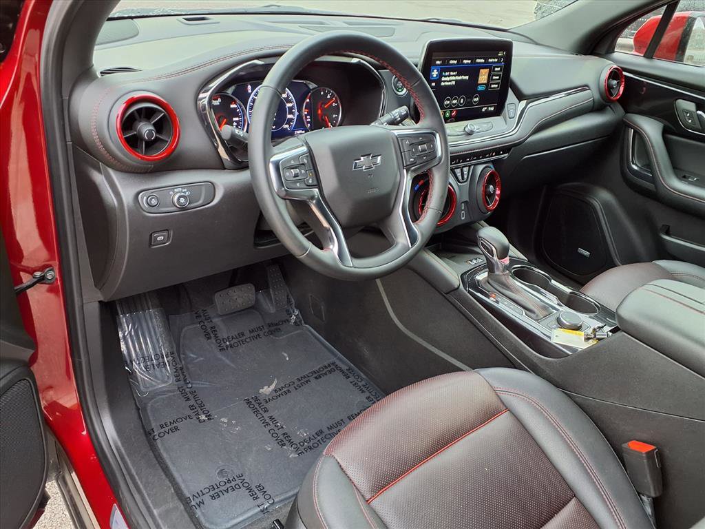 Used 2025 Chevrolet Blazer RS image 5