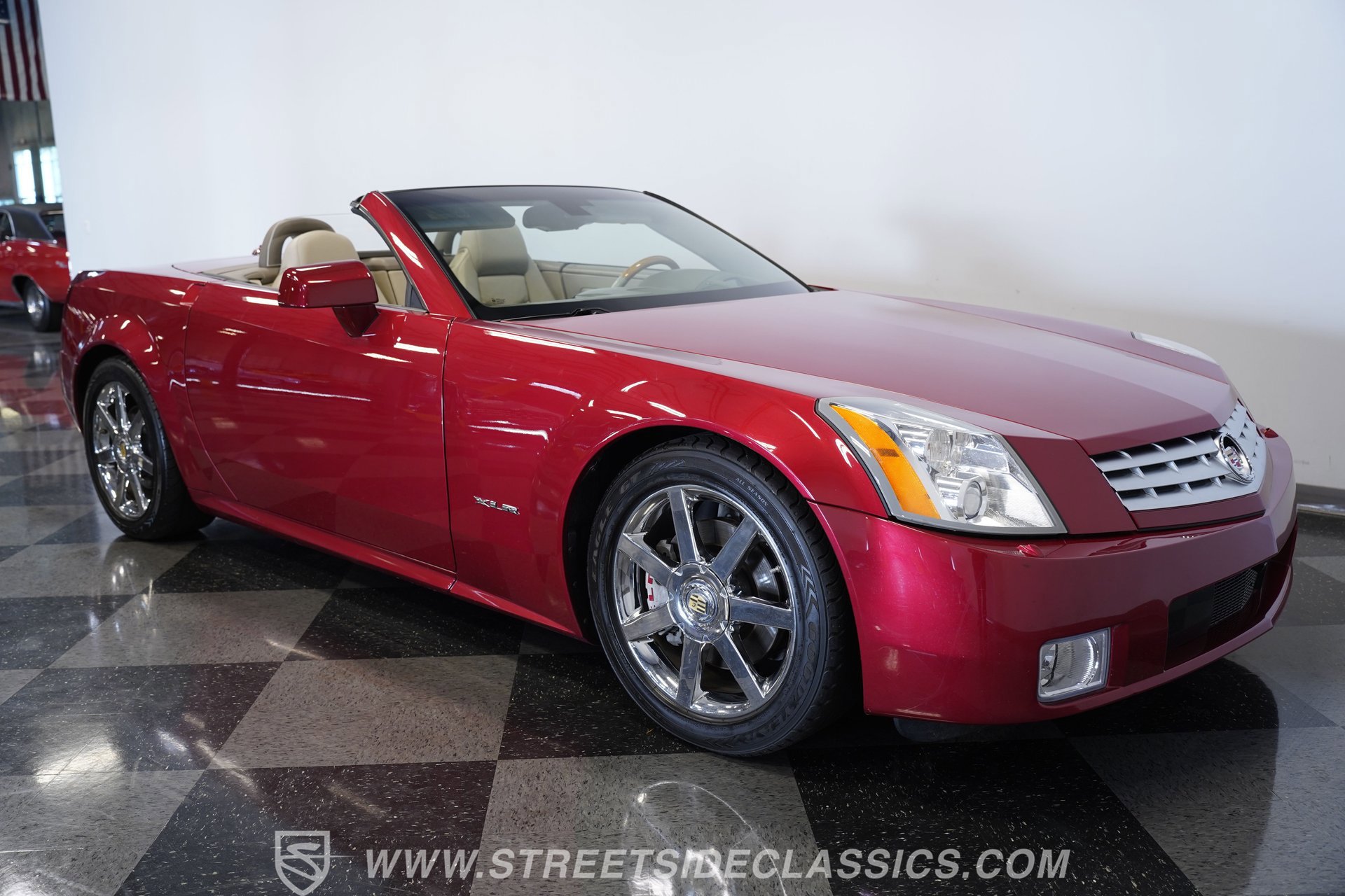 Used 2005 Cadillac XLR image 16