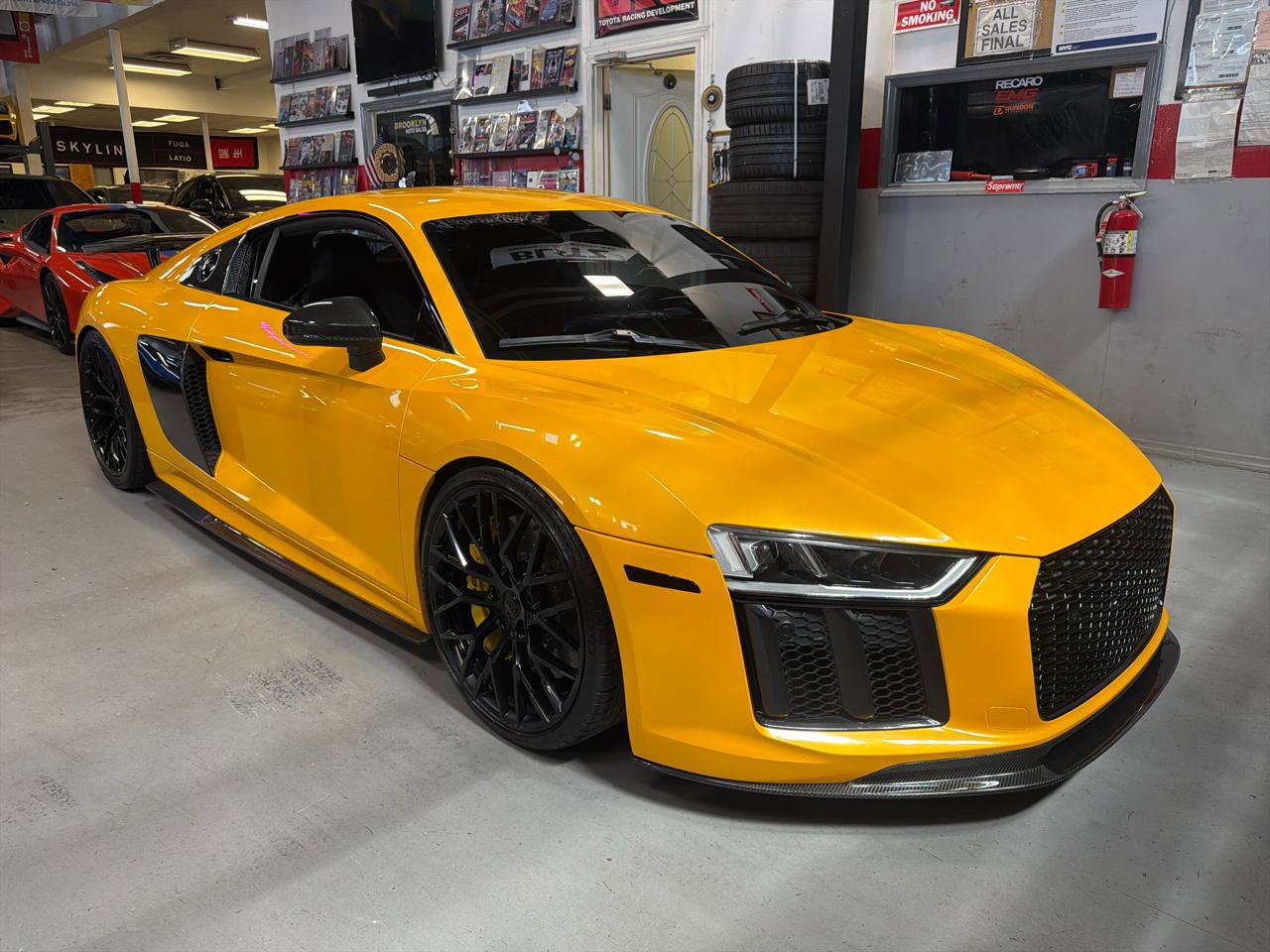 Used 2017 Audi R8 V10 plus image 3