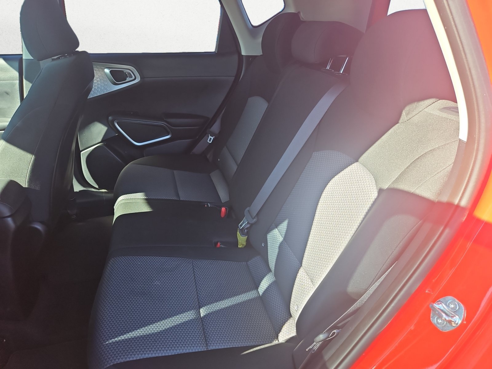 Used 2025 Kia Soul LX FWD image 13