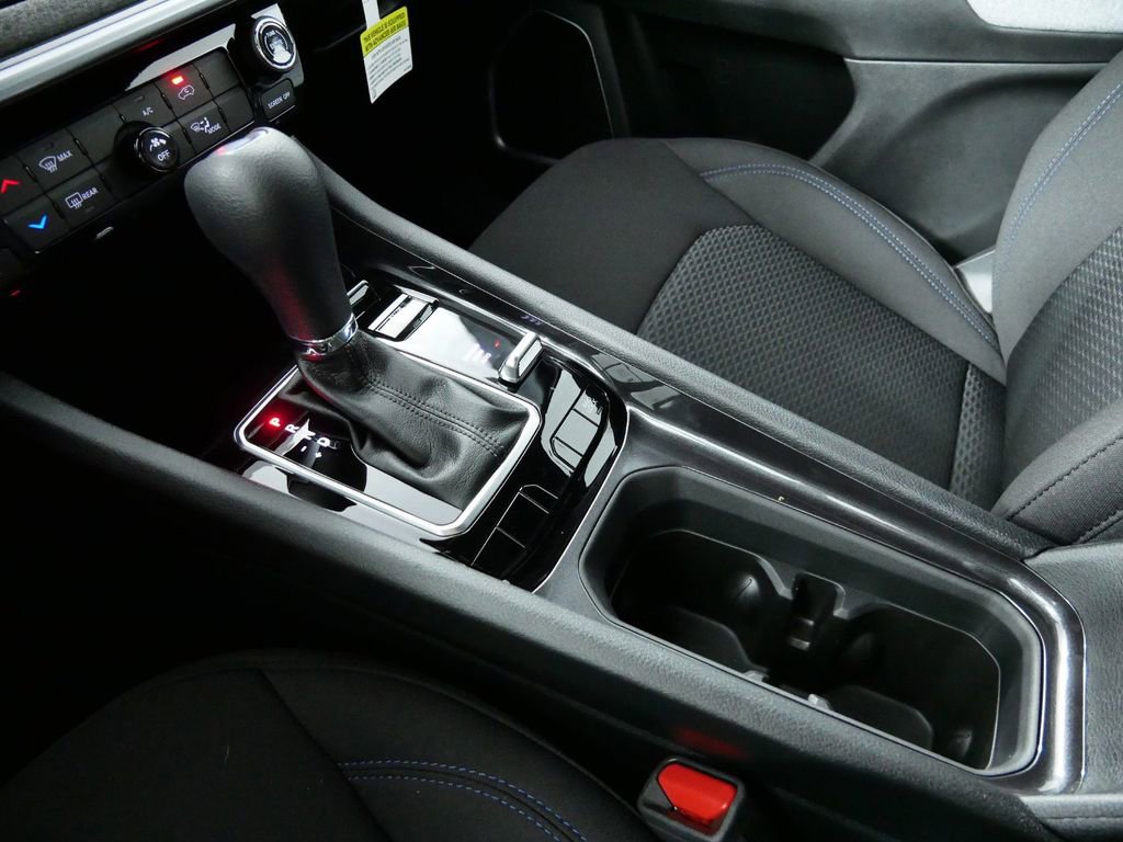 Used 2024 Jeep Compass Sport image 46