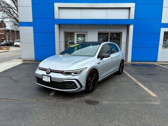 Used 2024 Volkswagen GTI SE w/ SE Leather Seats Package image 2