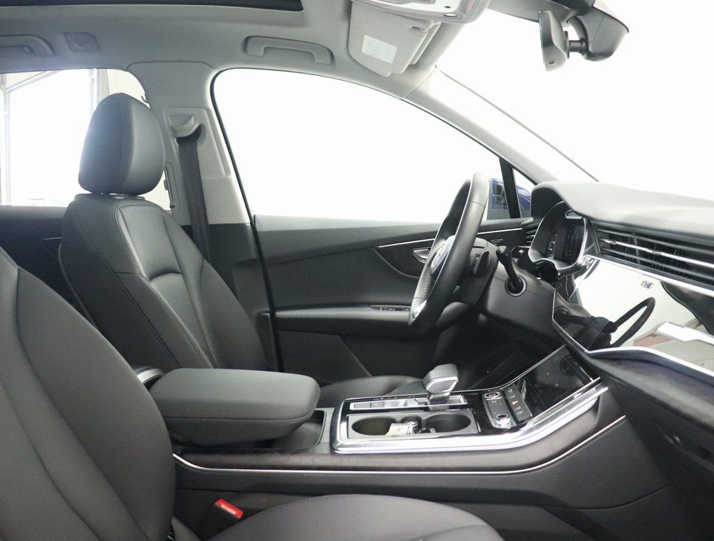 Certified 2022 Audi Q7 3.0T Premium Plus AWD/4WD image 21