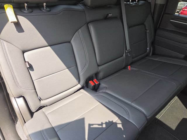 New 2026 GMC Sierra 3500 SLT w/ SLT Premium Package AWD/4WD image 26