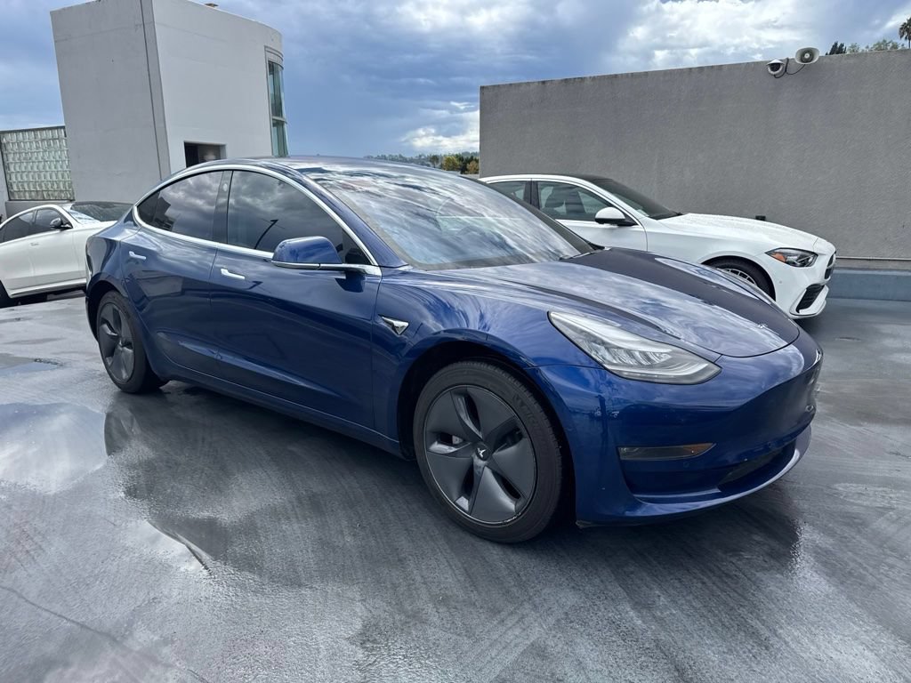 Used 2019 Tesla Model 3 Standard Range Plus RWD image 3