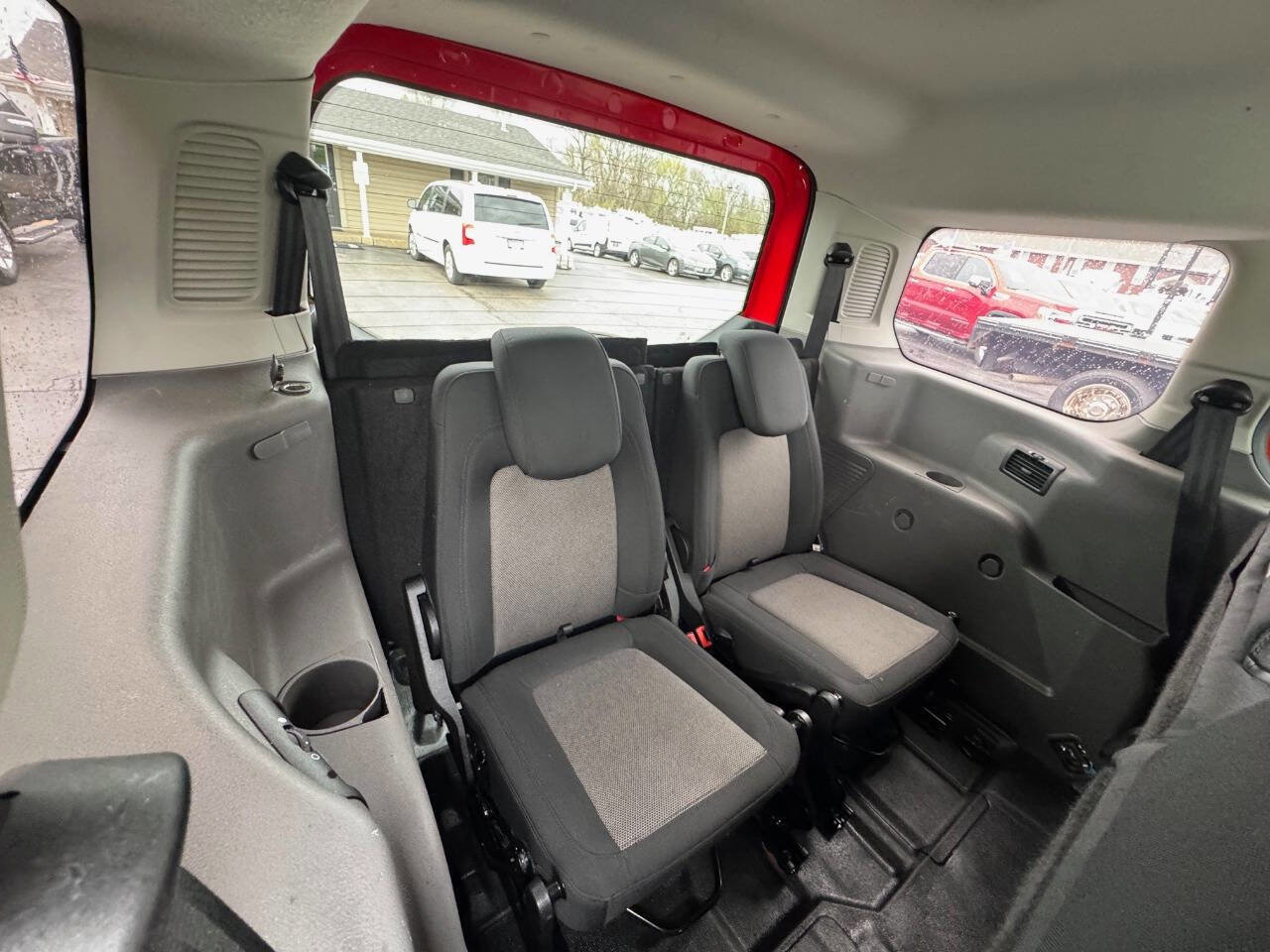 Used 2021 Ford Transit Connect XL image 17