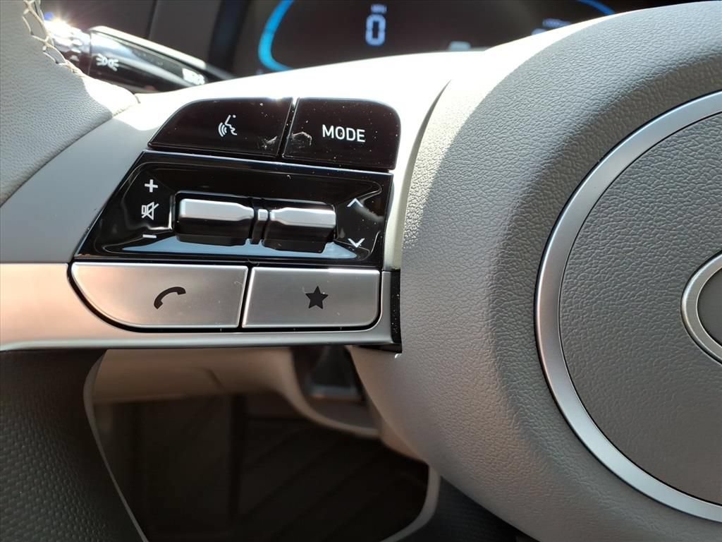 New 2026 Hyundai Elantra Sport FWD image 31