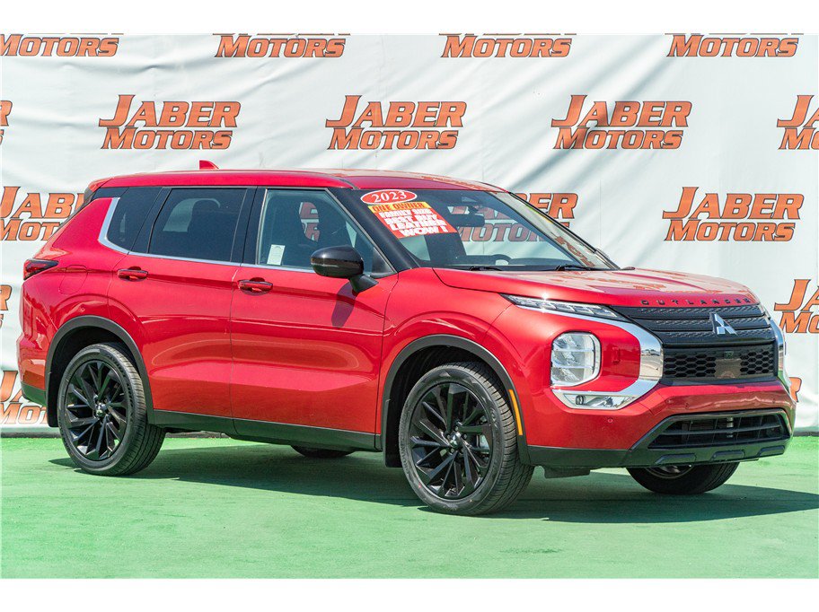Used 2023 Mitsubishi Outlander SE Black Edition AWD/4WD image 1