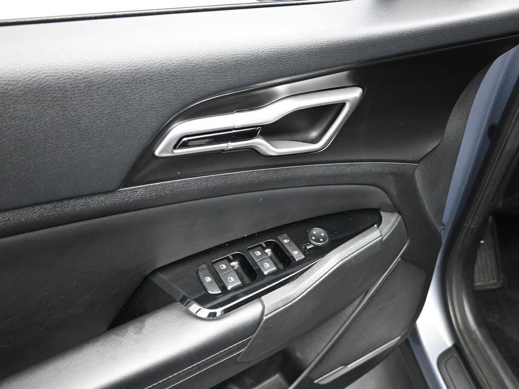 Used 2023 Kia Sportage EX image 11