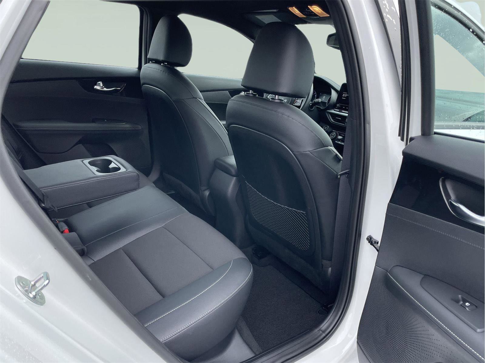 Used 2023 Kia Forte GT-Line image 17