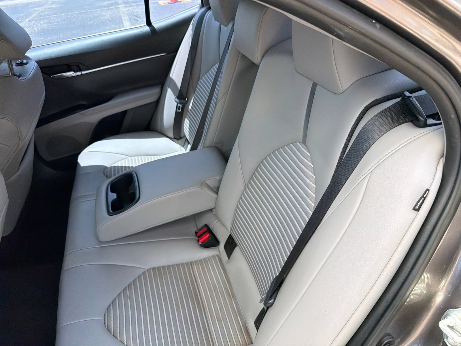 Used 2022 Toyota Camry SE w/ Convenience Package FWD image 35
