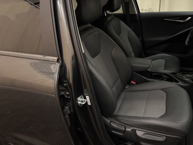Certified 2023 Kia Niro EX Touring FWD image 23