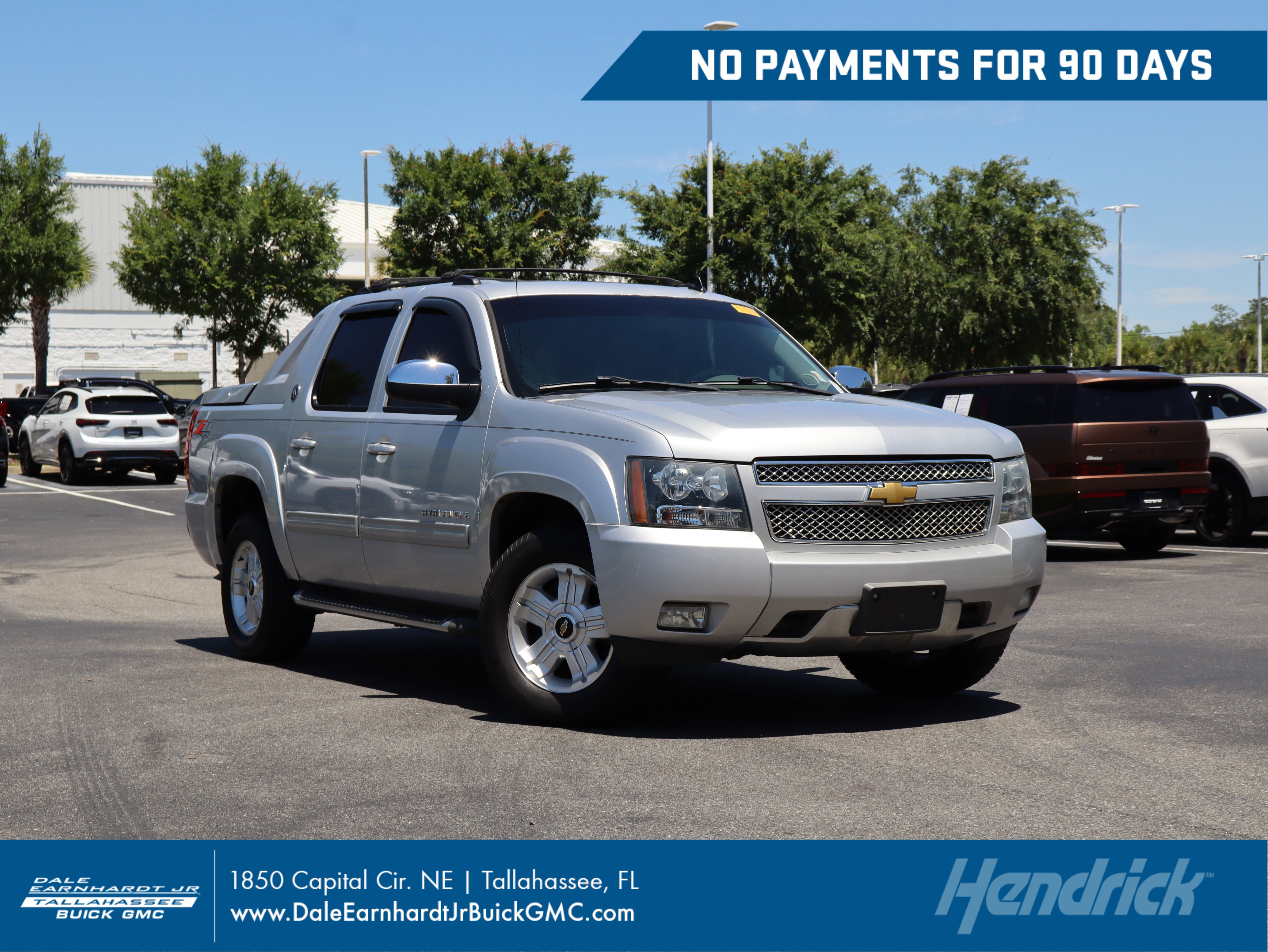 Used 2013 Chevrolet Avalanche LT AWD/4WD image 1