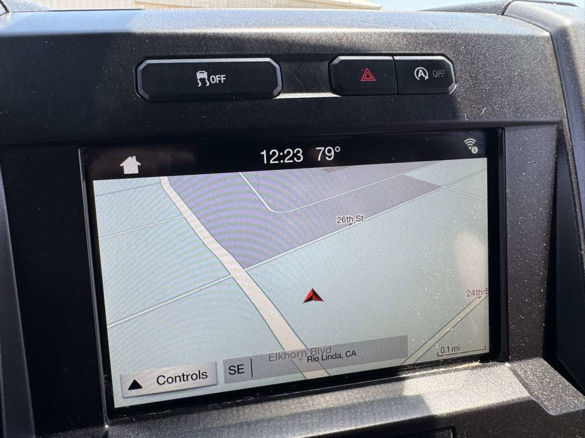 Used 2017 Ford F150 XLT w/ Equipment Group 302A Luxury image 28