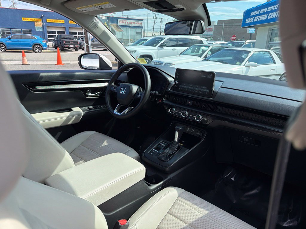 Used 2024 Honda CR-V EX-L image 12