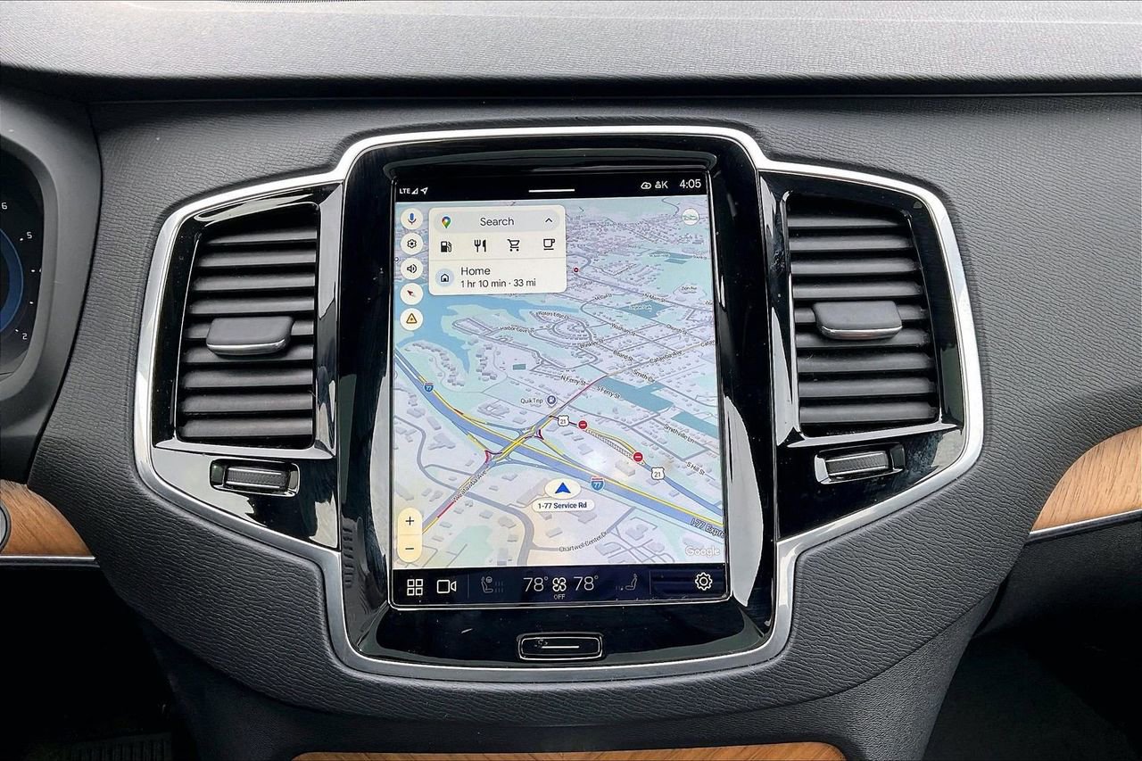 Used 2024 Volvo XC90 B5 Plus image 14