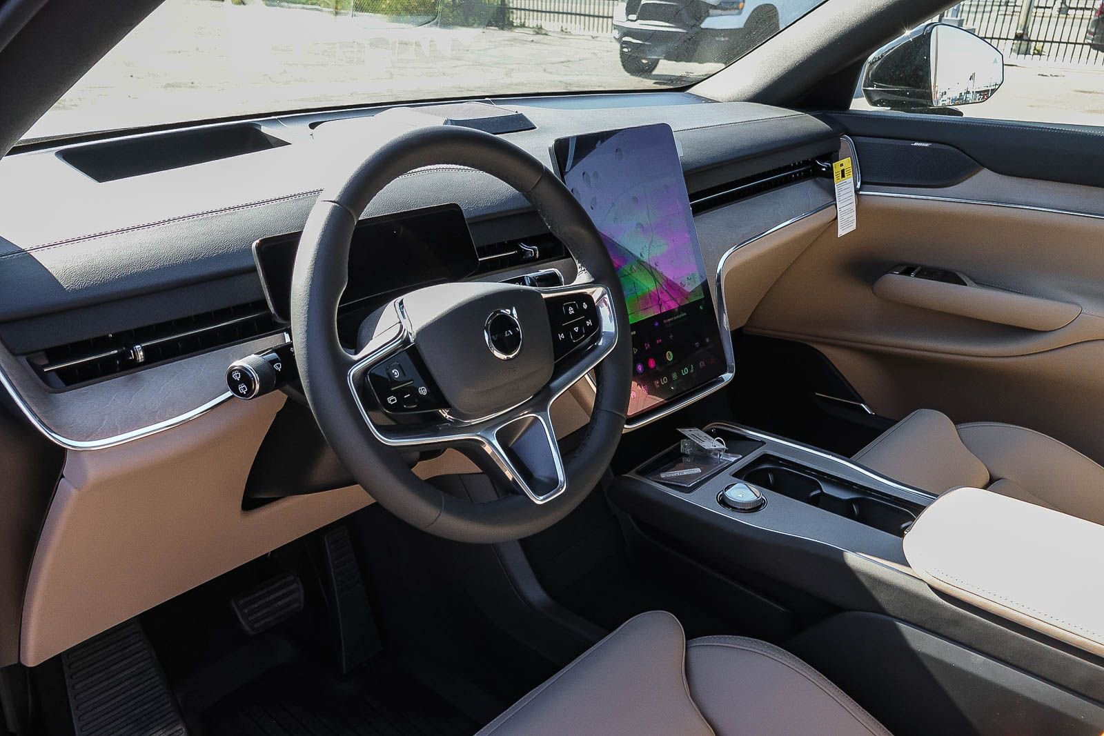 New 2026 Volvo EX90 Plus RWD image 30