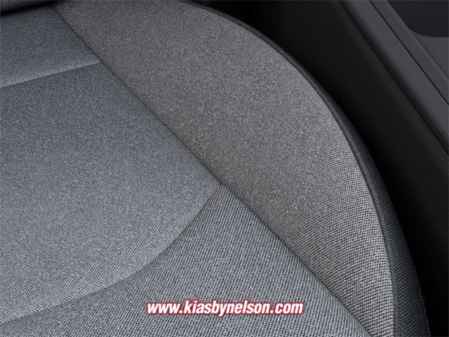New 2025 Kia K4 LXS image 24